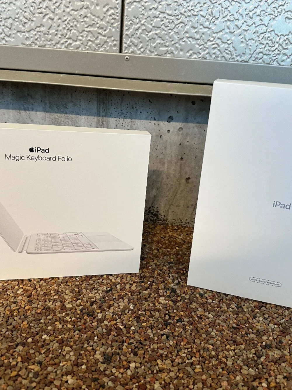 Apple iPad (A16) Wi-Fi 256GB - Silver with Magic Keyboard Folio
